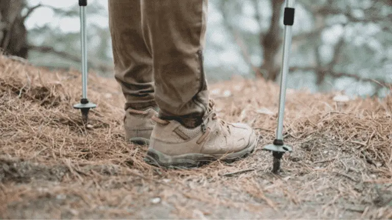 How to Use and Adjust Trekking Poles on The Trail - The Hiking Authority