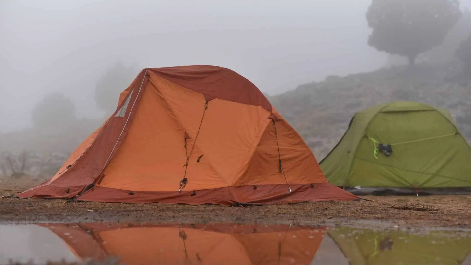 how to set up a tent in the rain